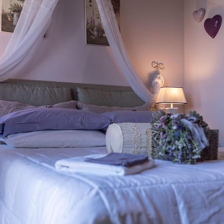 Paciano Piccolo Relais Galletto Di Marzo Spa E Relax Solo Per Due الغرفة الصورة