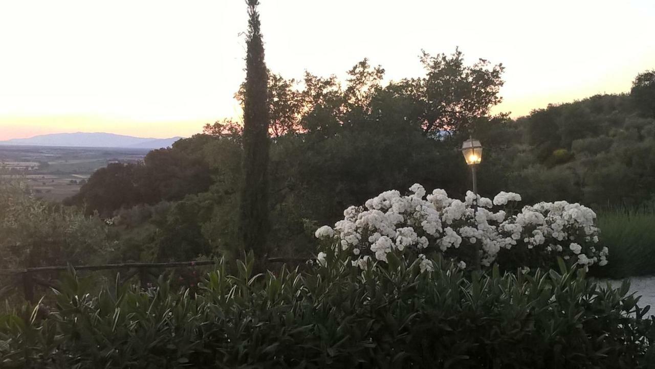 Paciano Piccolo Relais Galletto Di Marzo Spa E Relax Solo Per Due المظهر الخارجي الصورة